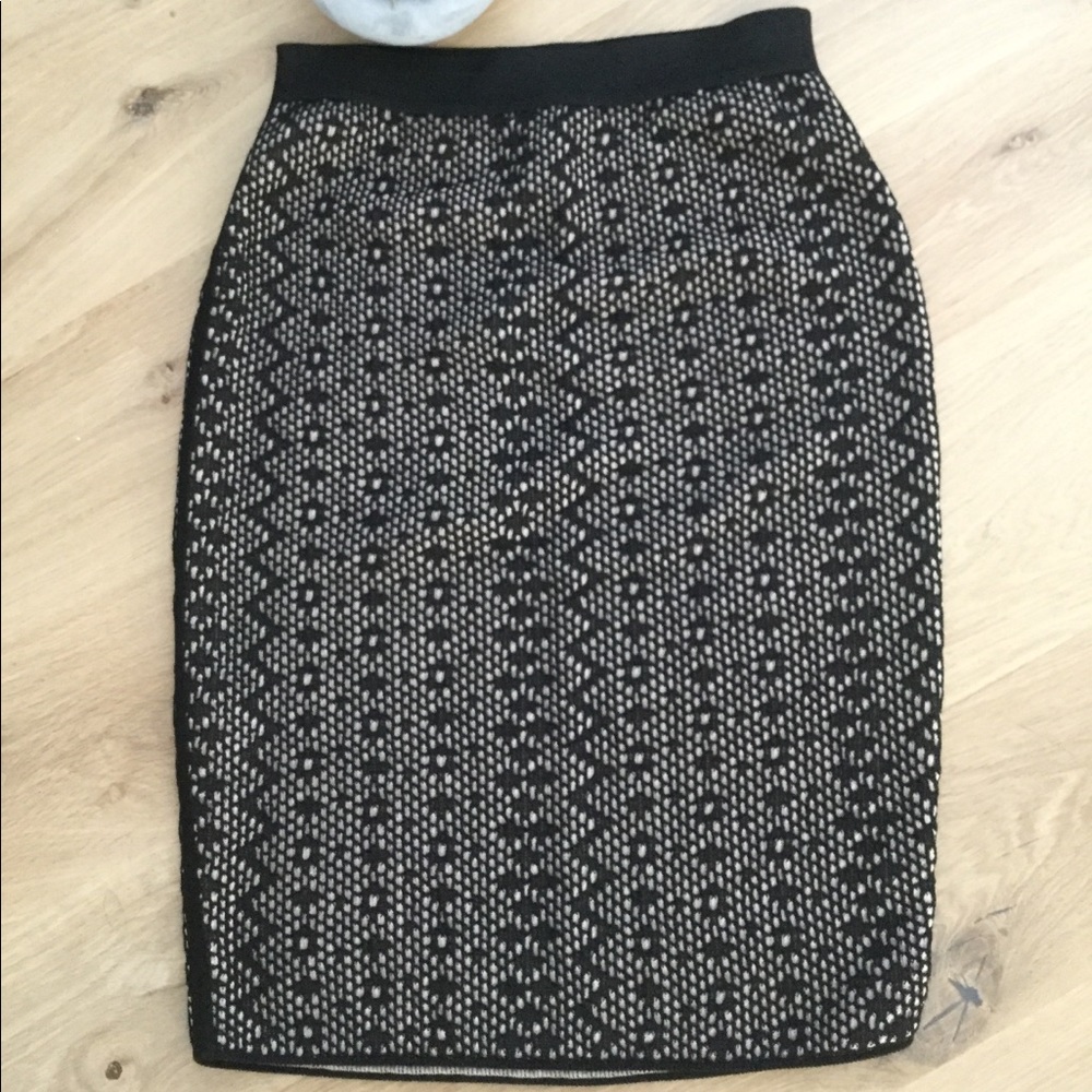 She's  So Perforated Pencil Skirt